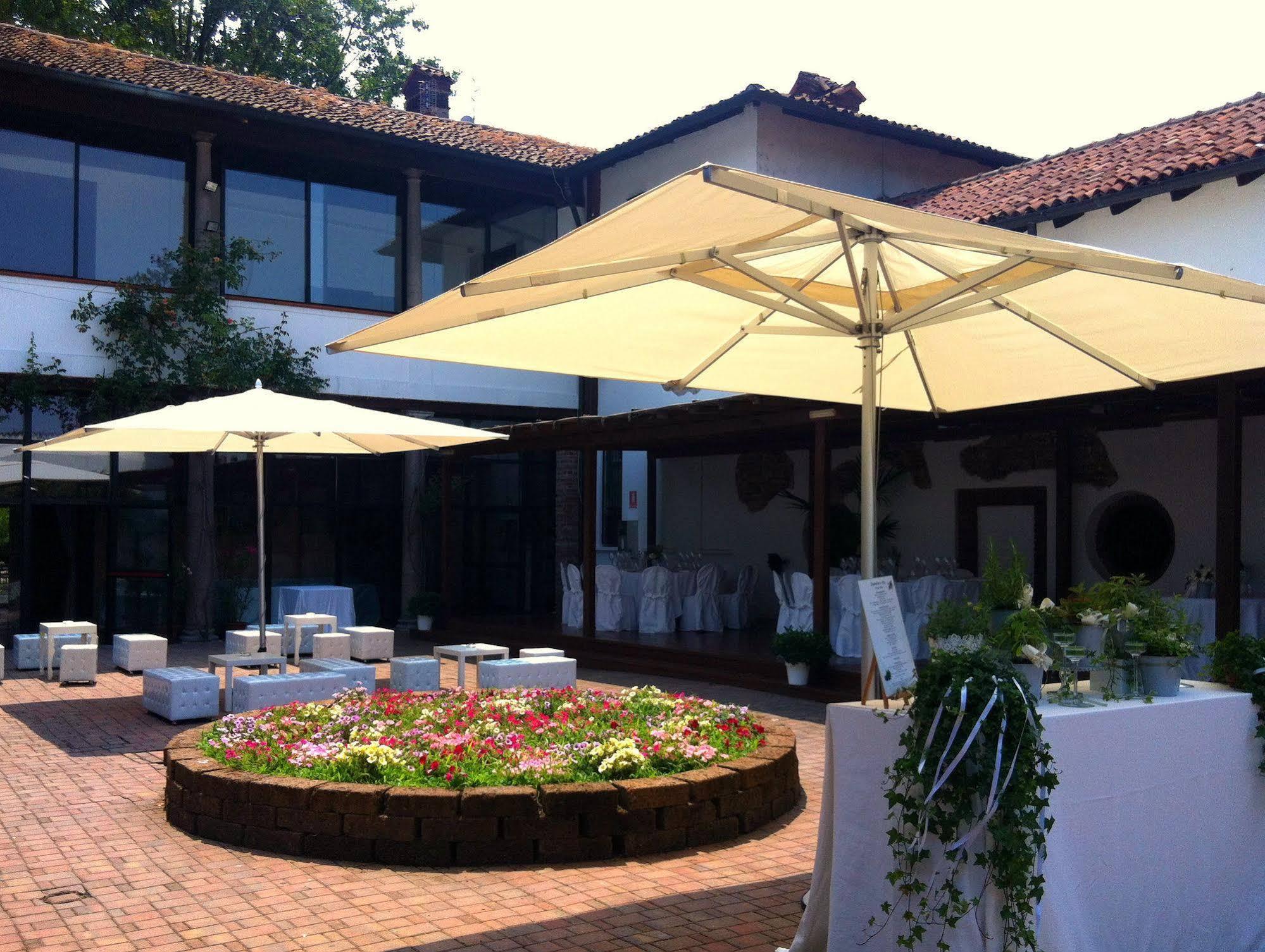 Excel Hotel Naviglio - Ca'Bianca Milan Exterior photo